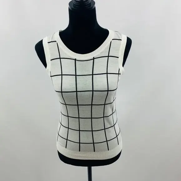 Halogen White & Black Box Striped Sweater Vest - Picture 6 of 10